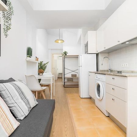 Precioso Apartamento Con Habitacion Separada En Centro Historico De Malaga Zewnętrze zdjęcie