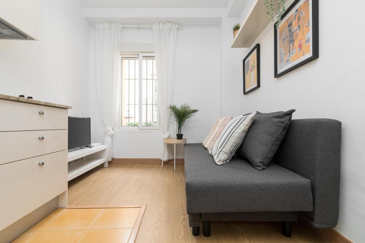 Precioso Apartamento Con Habitacion Separada En Centro Historico De Malaga Zewnętrze zdjęcie